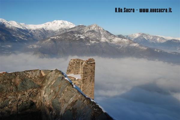Torre della Bell'Alda e Caprasio sullo sfondo